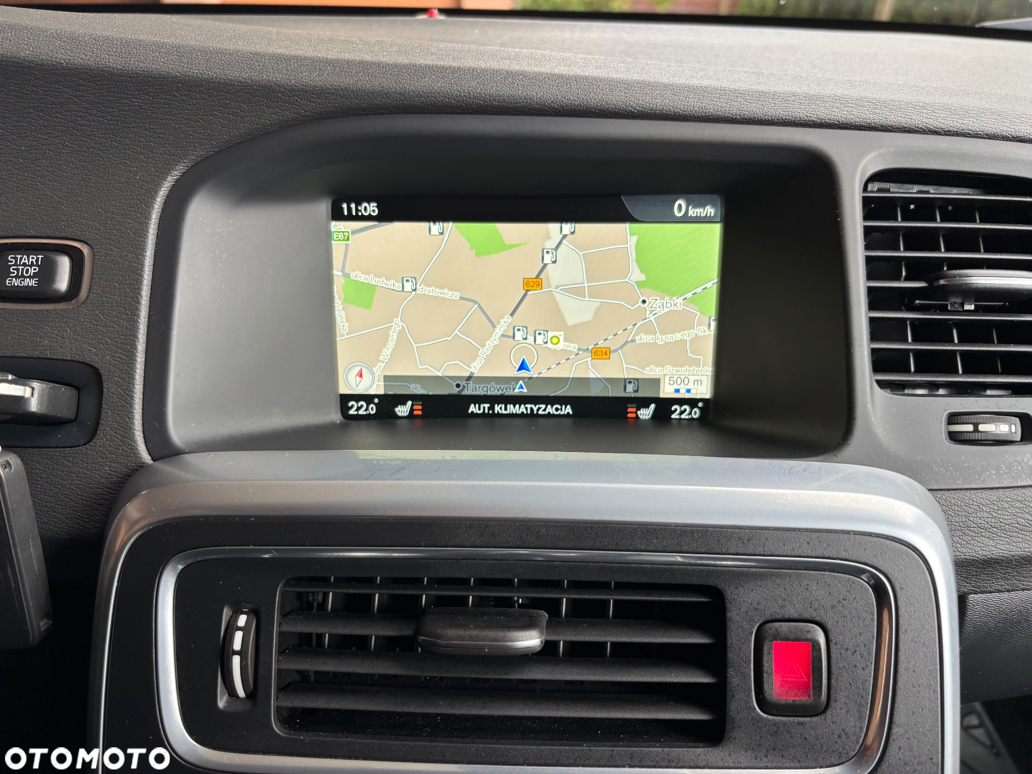 Volvo V60 T5 Drive-E Dynamic Edition (Momentum) - 17