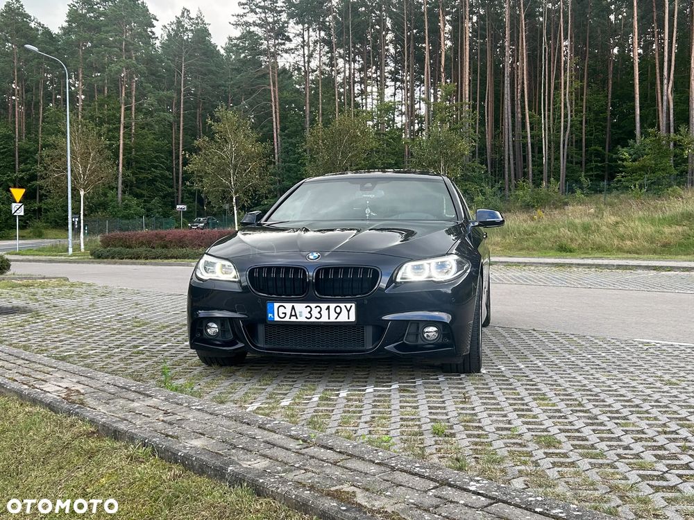 BMW Seria 5 520d xDrive - 1