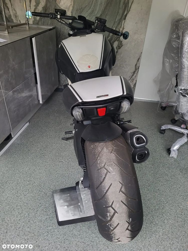 Ducati Diavel - 6