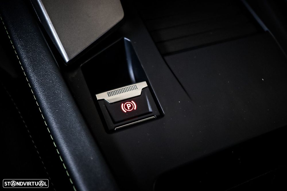 Peugeot 408 1.6 Hybrid GT e-EAT8 - 22