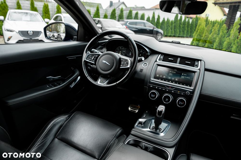 Jaguar E-Pace D240 AWD R-Dynamic S - 25