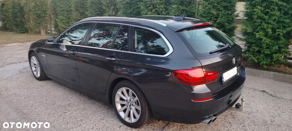 BMW Seria 5 520d Luxury Line - 2