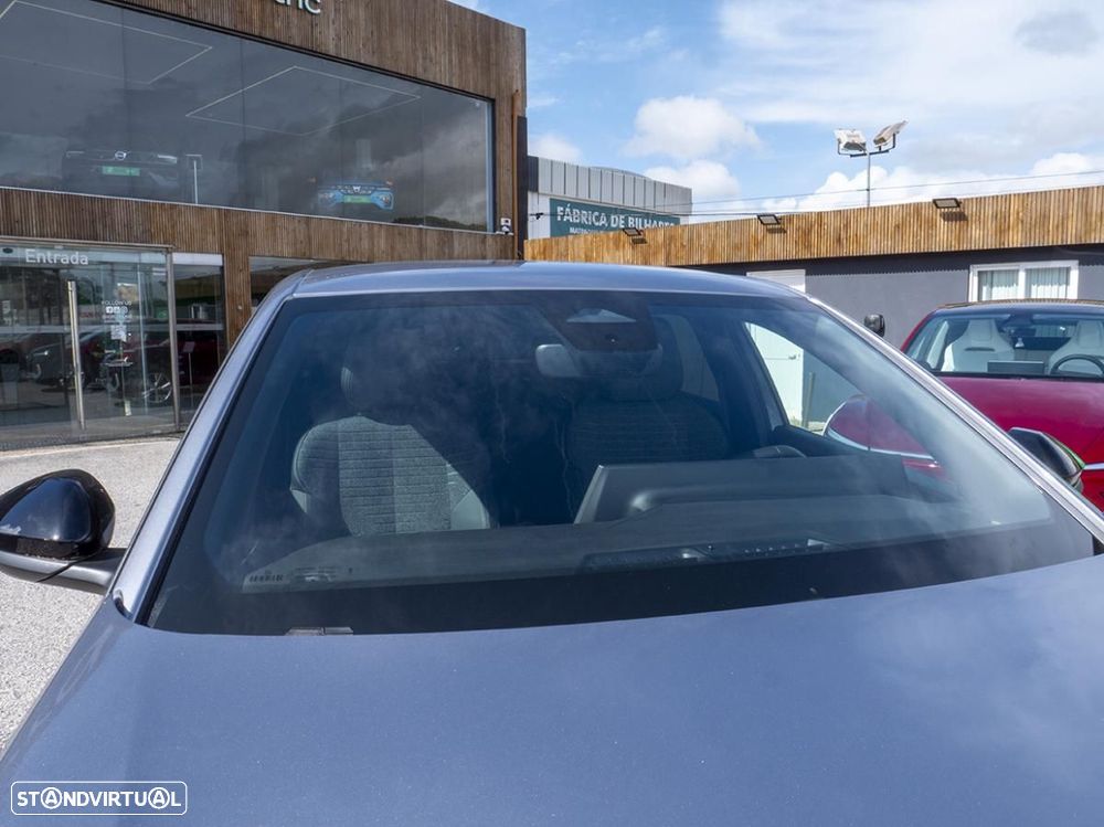 Peugeot E-3008 73 kWh Allure - 8