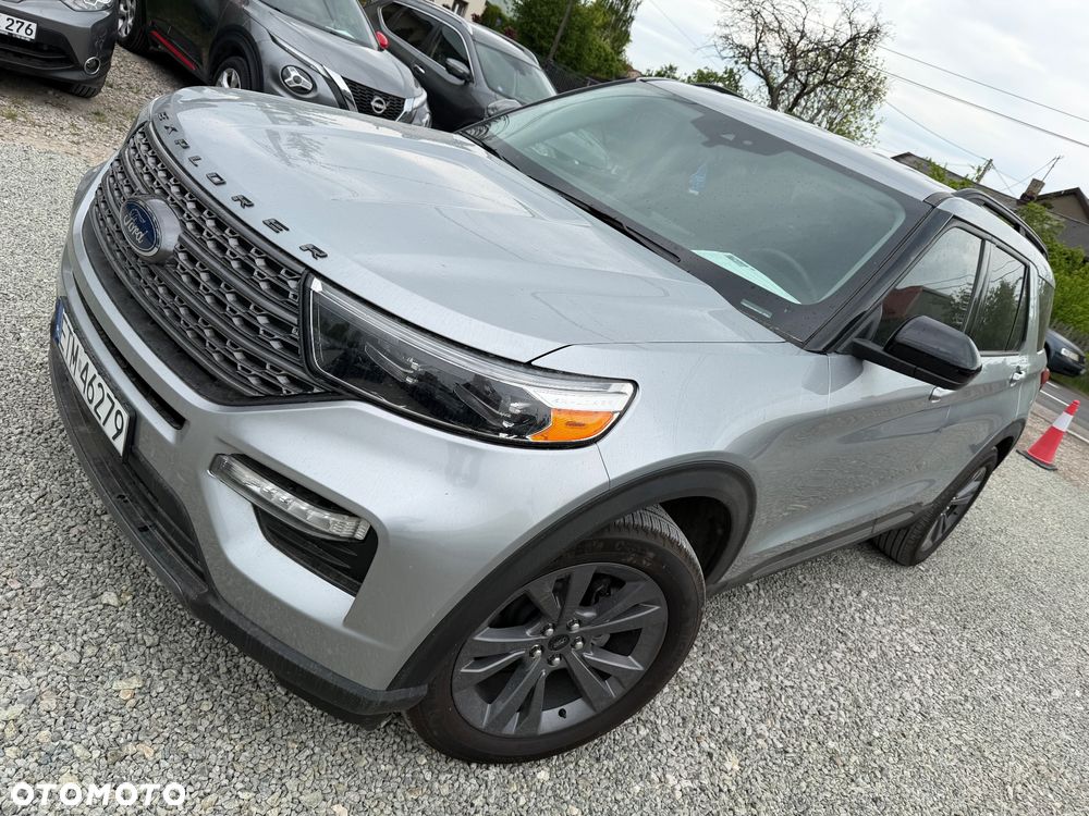 Ford Explorer - 22