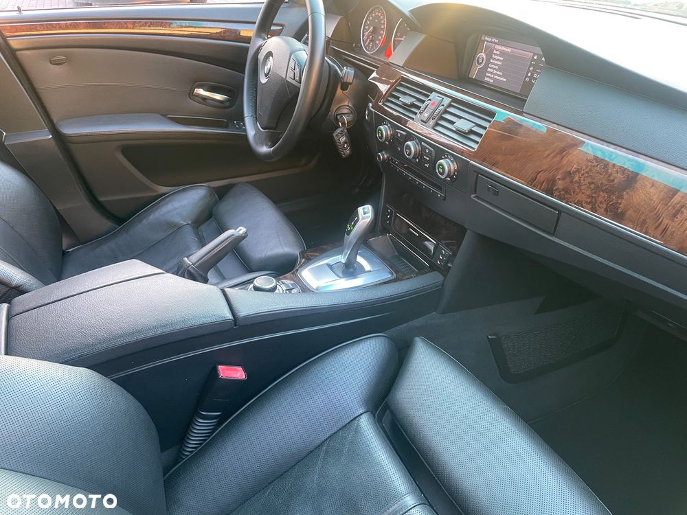 BMW Seria 5 535d Edition Exclusive - 25