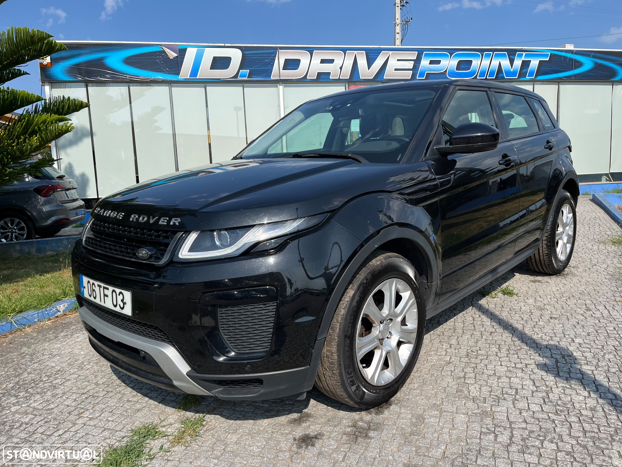 Land Rover Range Rover Evoque 2.0 TD4 SE Dynamic - 16