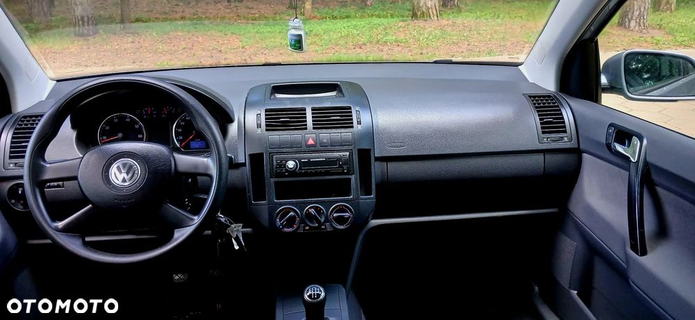 Volkswagen Polo 1.4 Tour - 10
