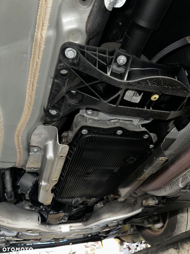 BMW Seria 5 528i - 27