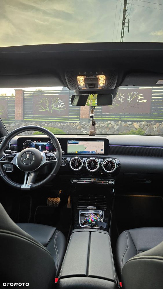 Mercedes-Benz Klasa A 180 d Style 8G-DCT - 17