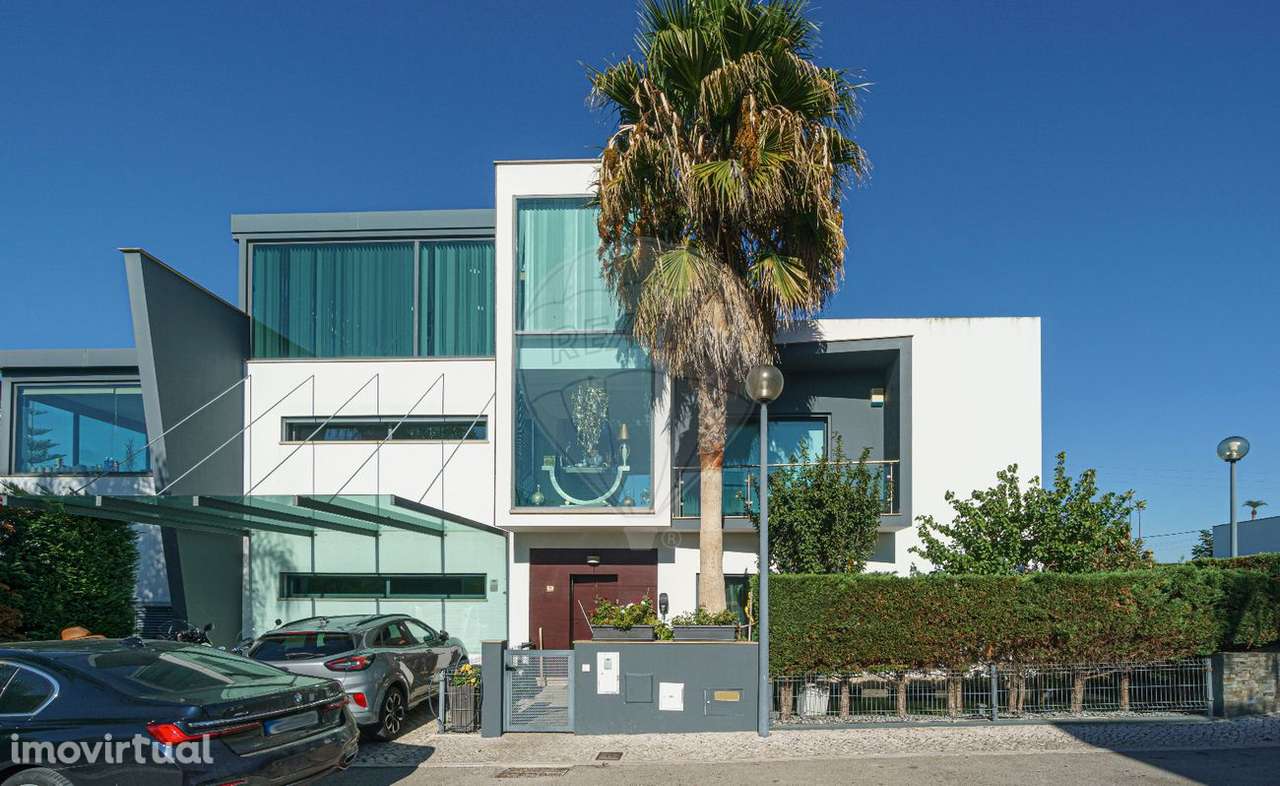 Moradia T5 para venda - Grande imagem: 2/48