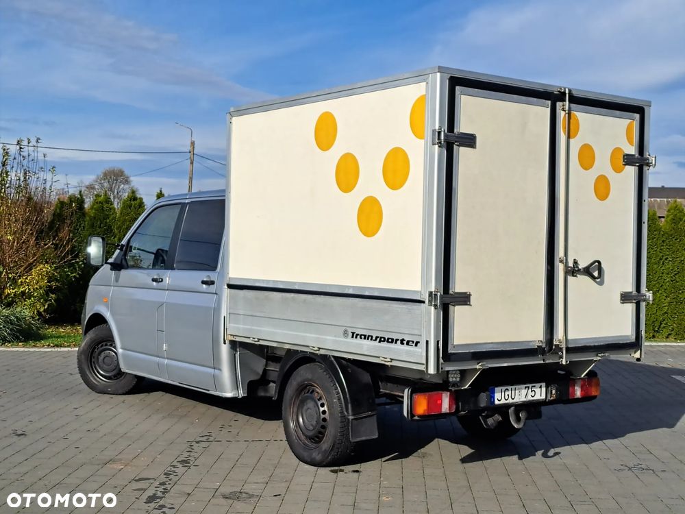Volkswagen Transporter - 9