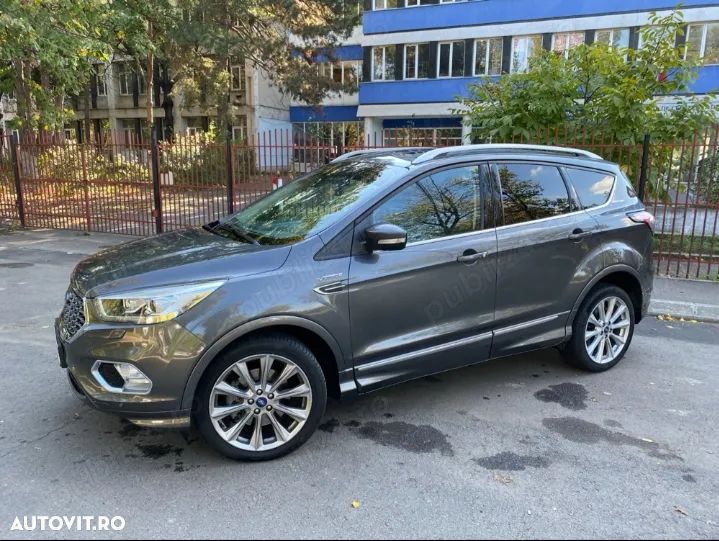 Ford Kuga 2.0 TDCi 4WD Powershift Vignale - 3