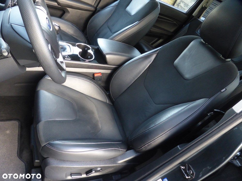 Ford Galaxy 2.0 TDCi Titanium - 25