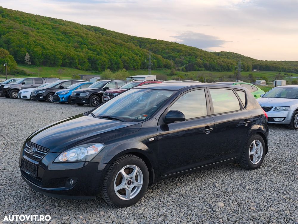 Kia Ceed - 3