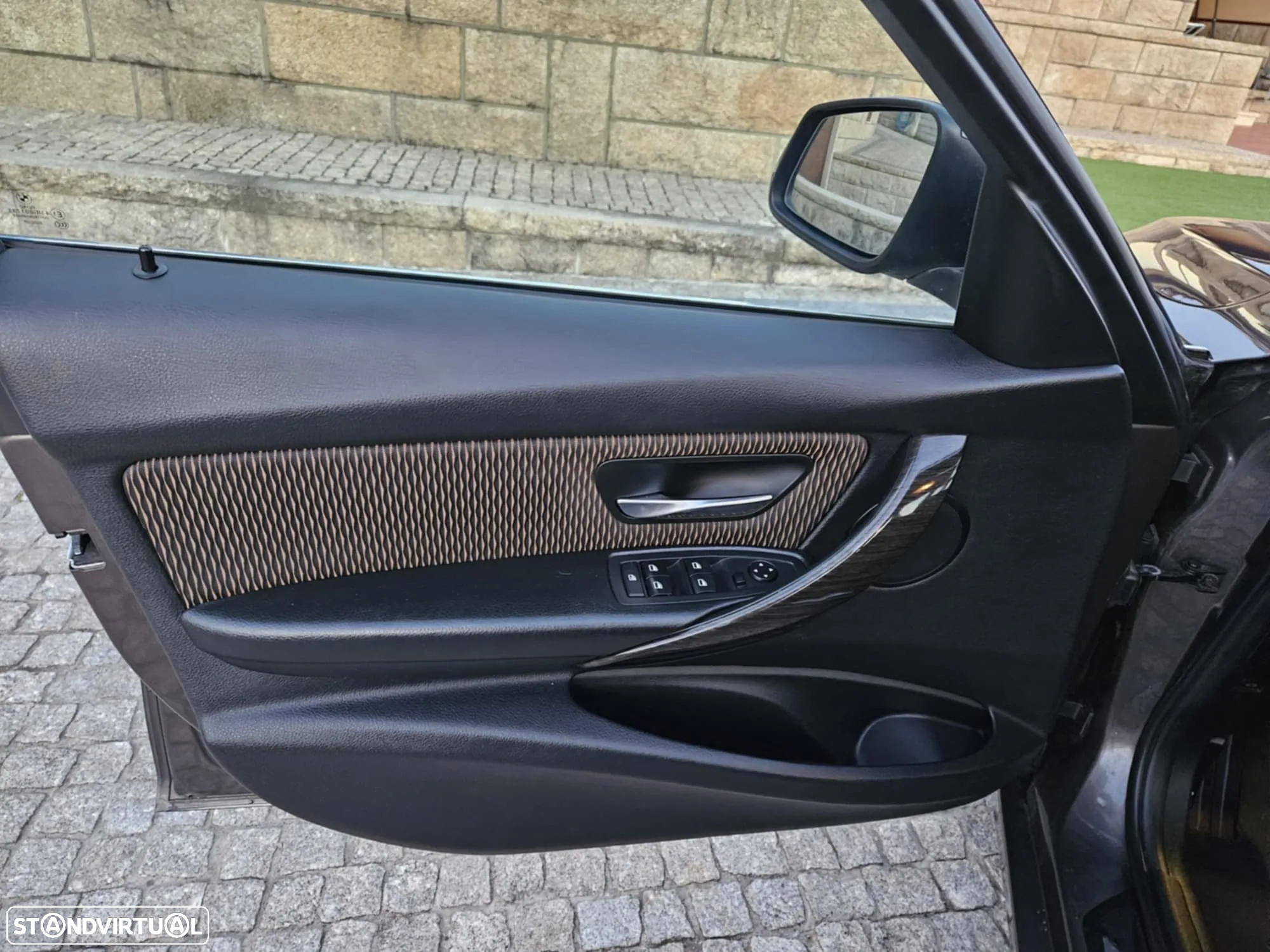 BMW 320 d Touring Line Luxury - 13