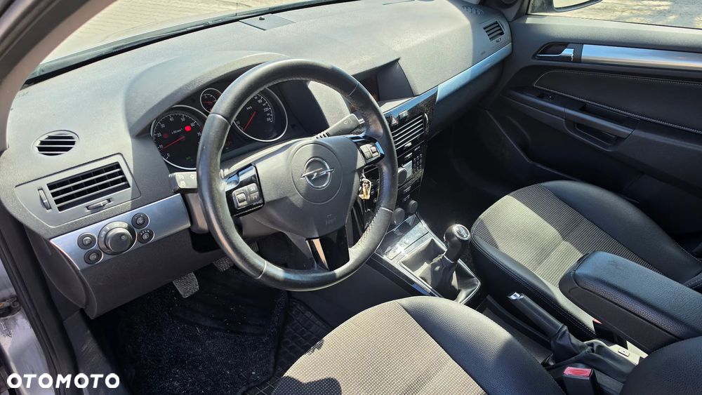 Opel Astra - 9