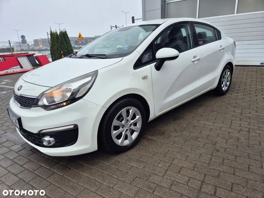Kia Rio 1.4 M - 3