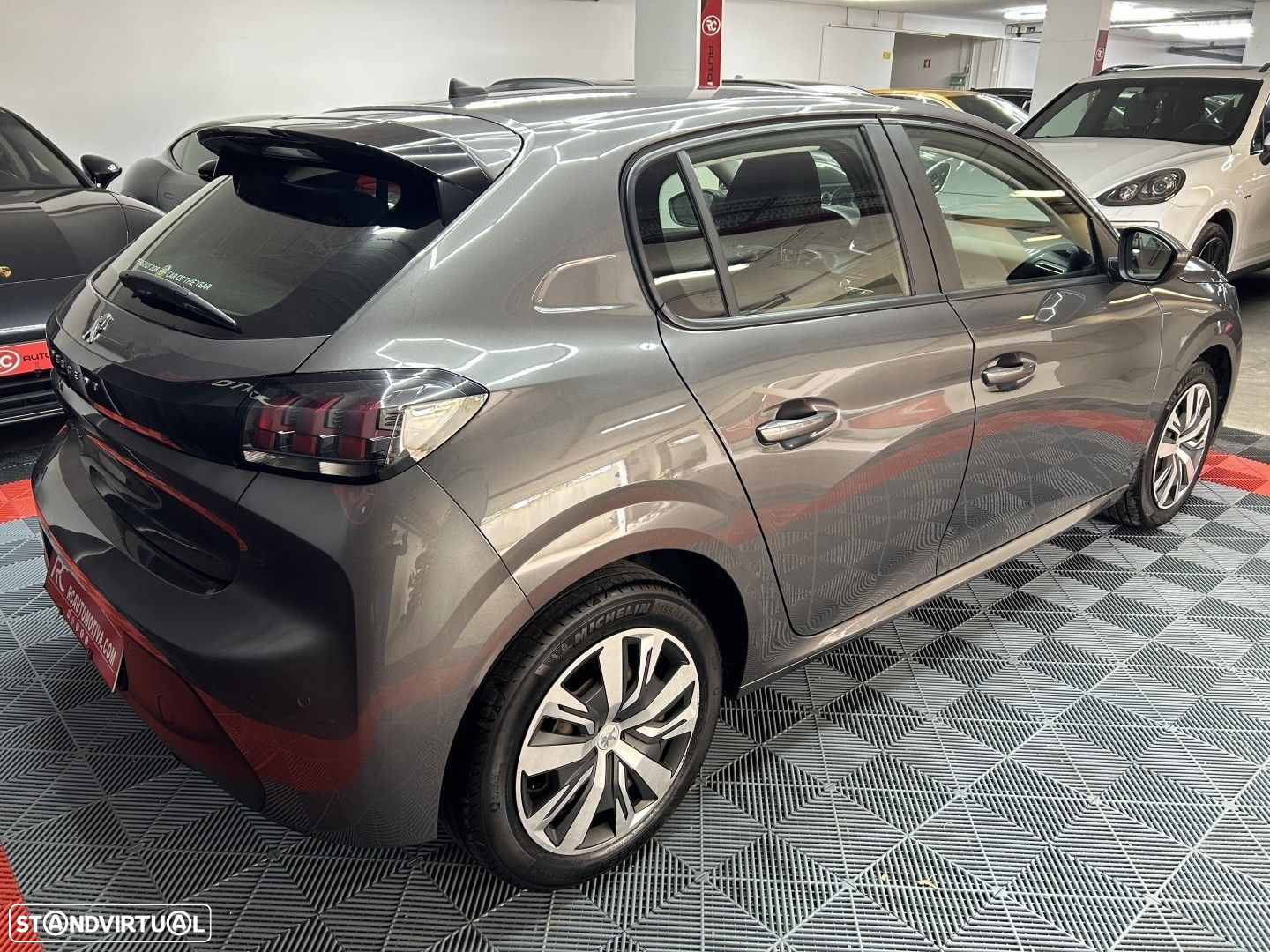Peugeot 208 1.2 PureTech Active Pack - 7