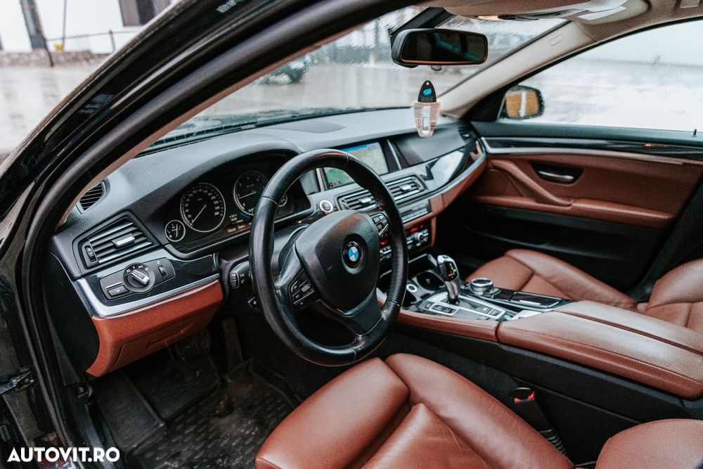 BMW Seria 5 520d Aut. Modern Line - 9