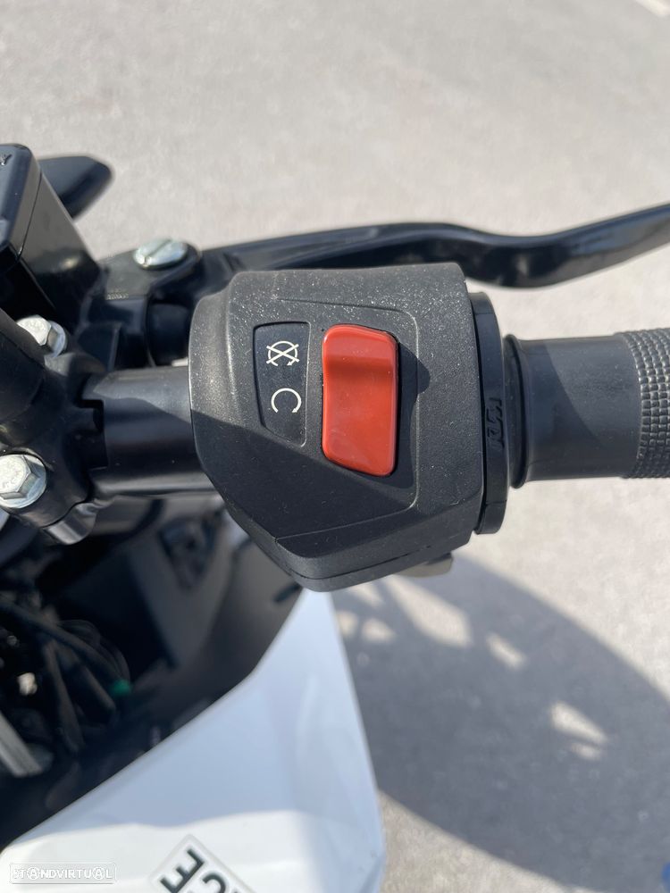 KTM 125 KTM DUKE - 24