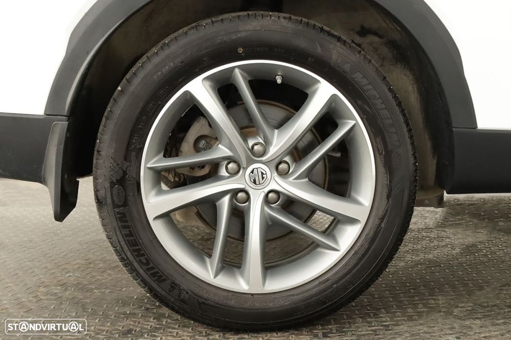 MG EHS 1.5 T-GDI Plug-in Hybrid Luxury - 5