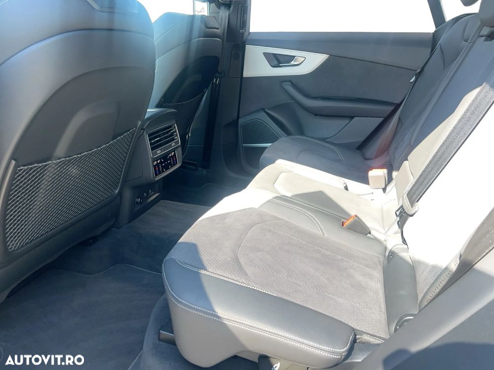 Audi Q8 50 TDI quattro Tiptronic MHEV - 12