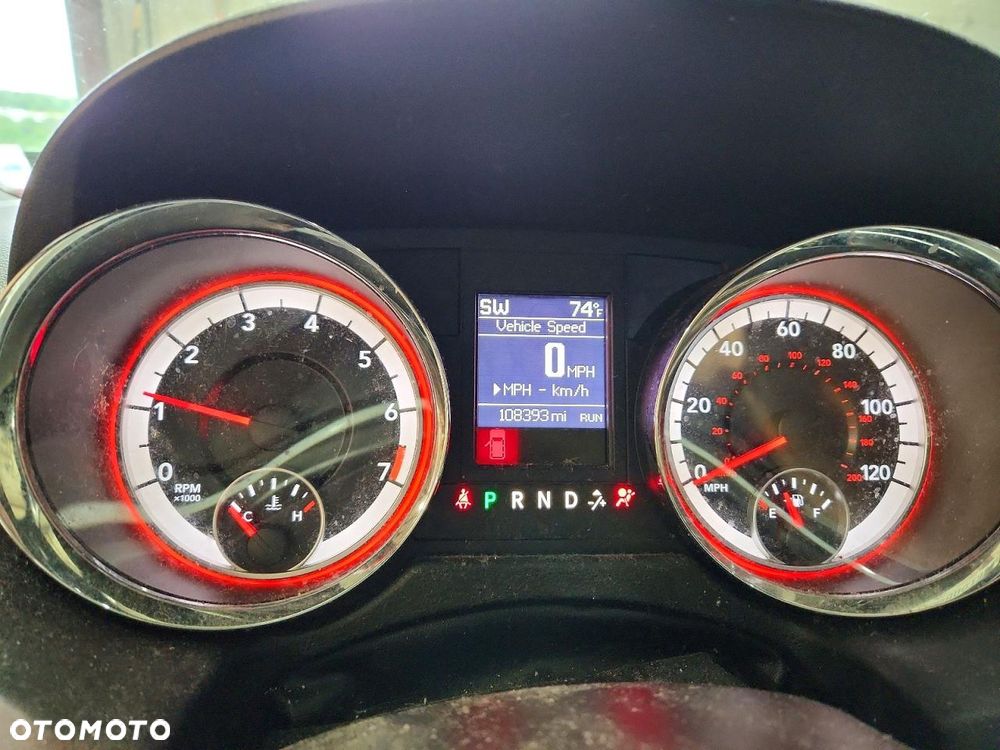 Dodge Grand Caravan 3.6 R/T - 33