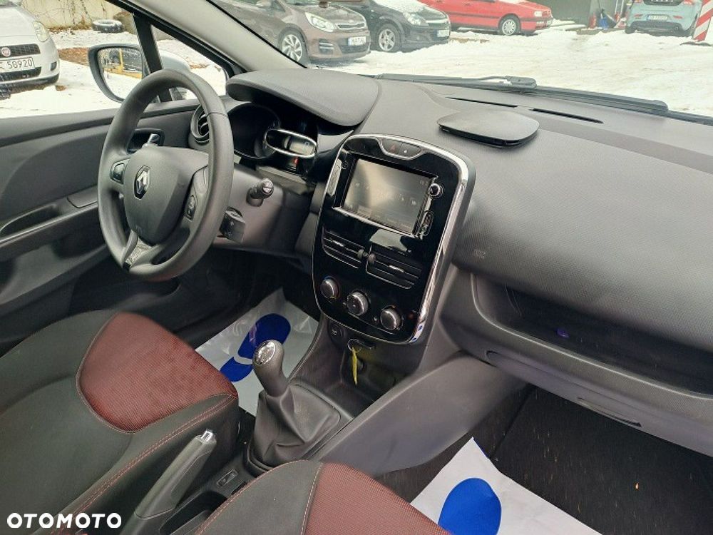 Renault Clio - 13