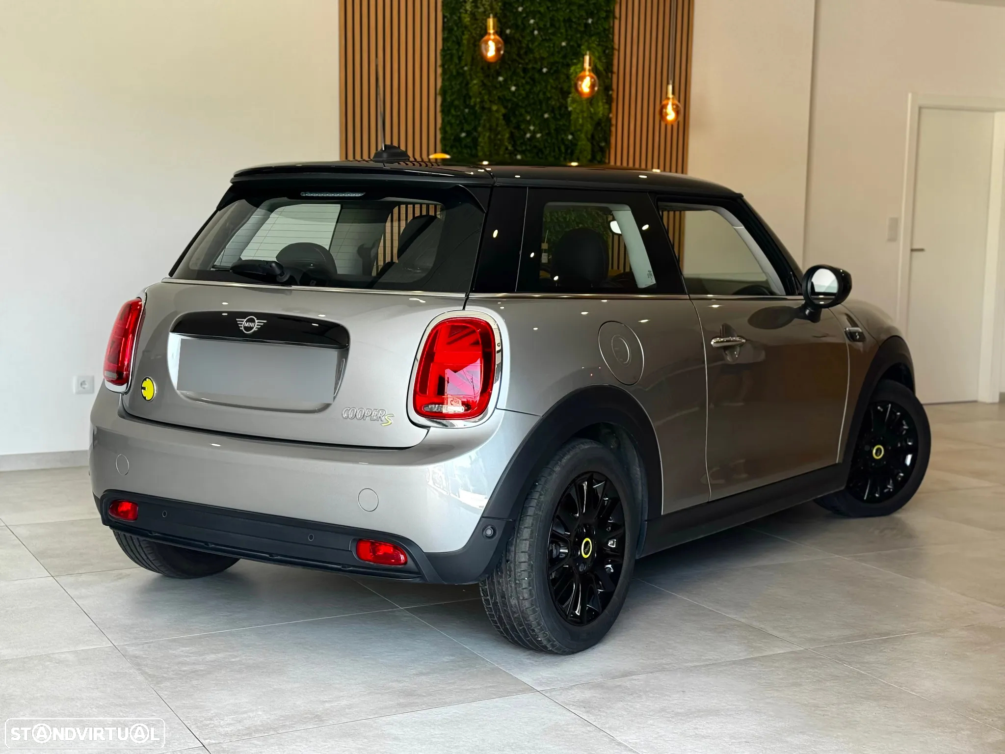 MINI 3 Portas Cooper SE Premium Extra Essential - 12