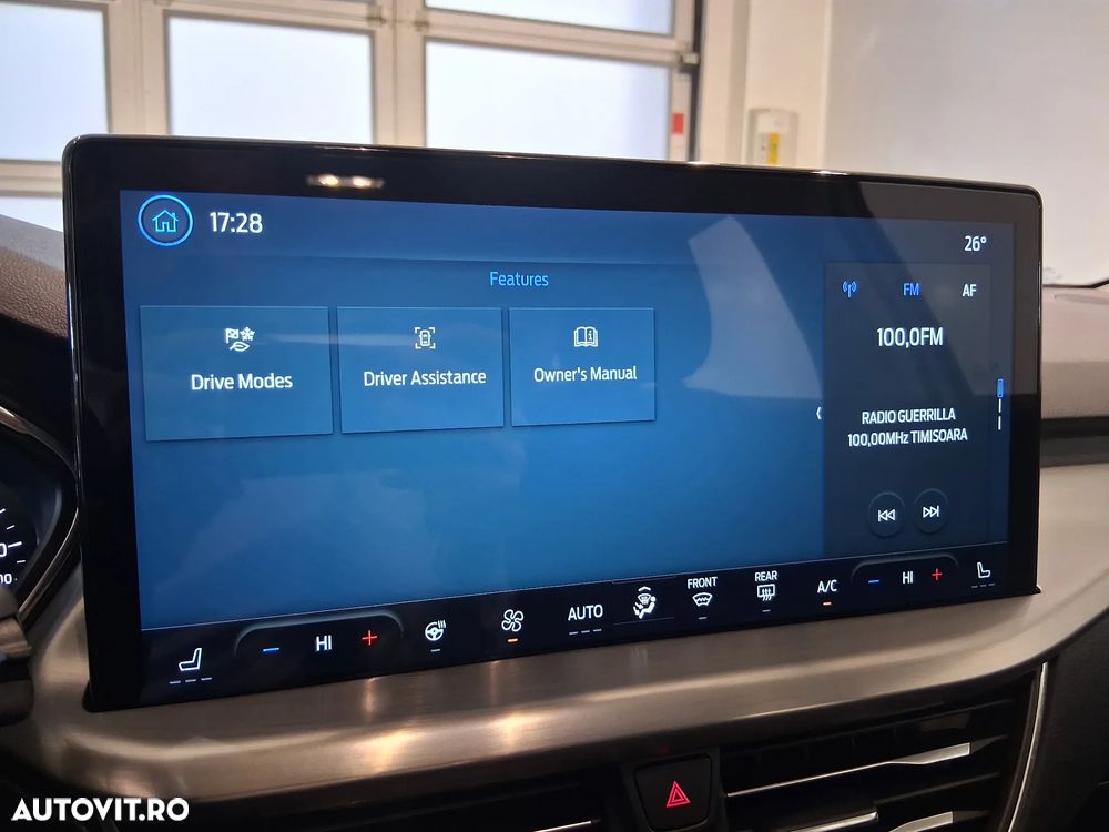 Ford Focus 1.0 EcoBoost Titanium - 24