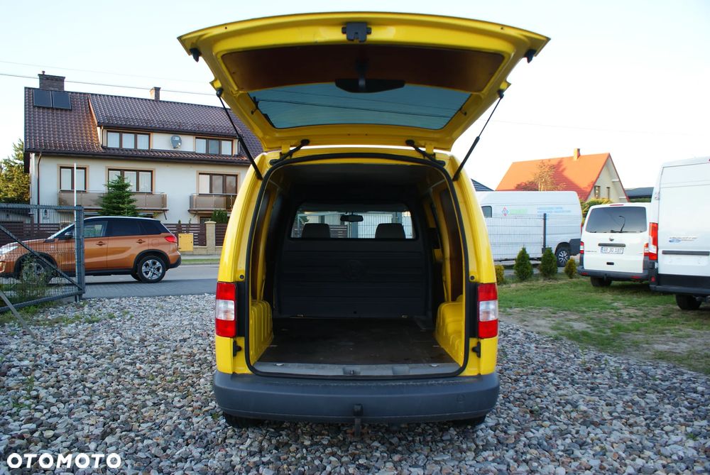 Volkswagen Caddy Maxi - 8