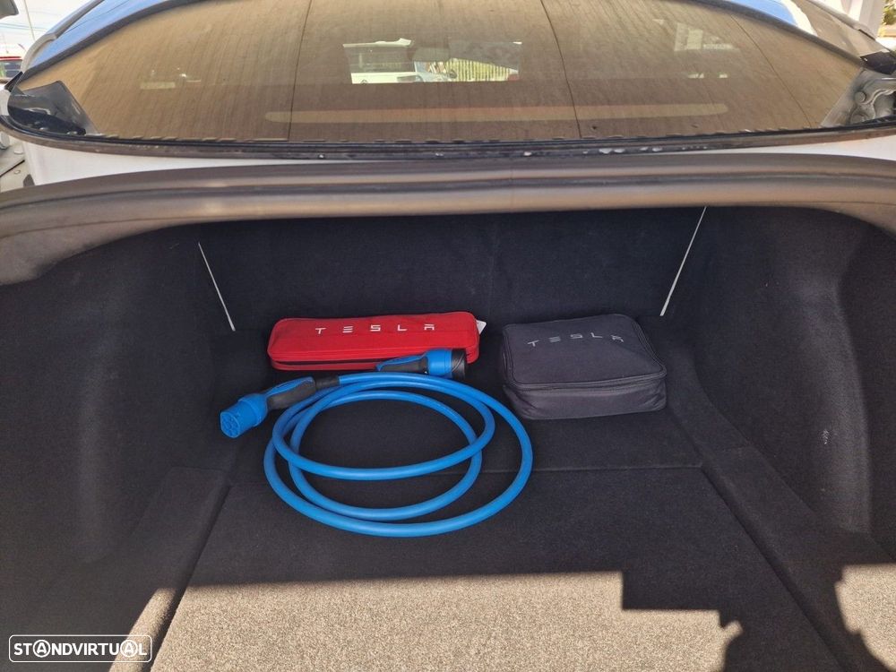 Tesla Model 3 Performance Dual Motor AWD - 11