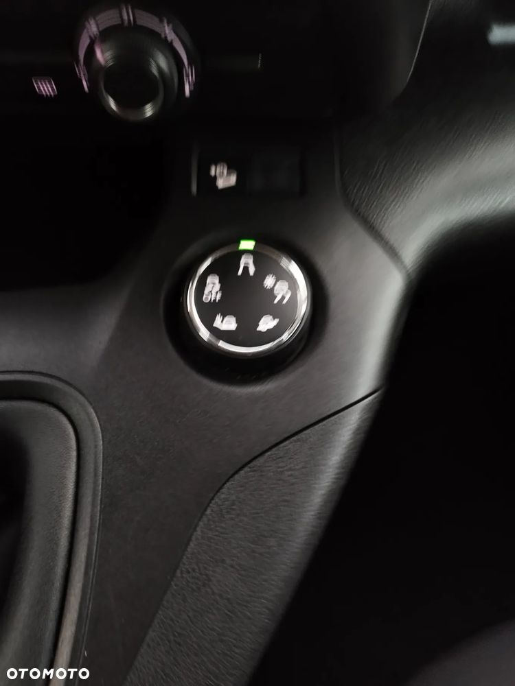 Peugeot Rifter 1.5 BlueHDI Allure S&S - 17