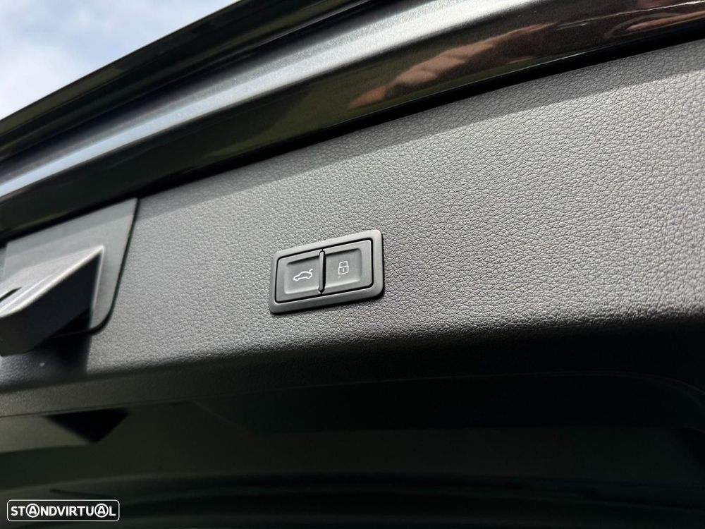 Audi e-tron S quattro - 25