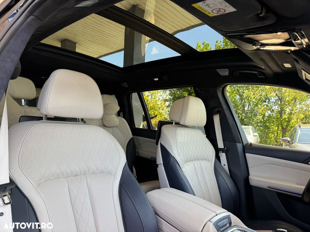 BMW X7 M50i - 14
