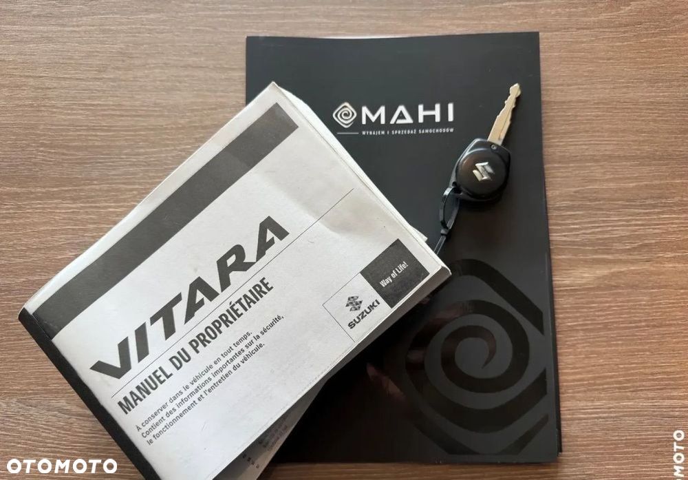 Suzuki Vitara 1.0 Boosterjet Premium 2WD - 26