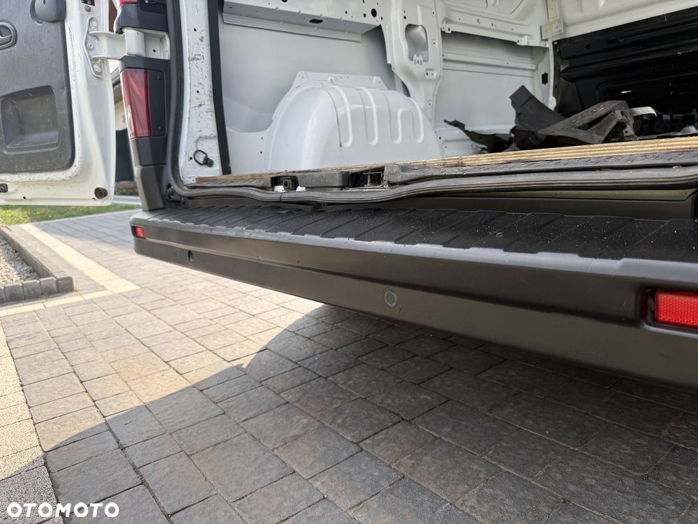 Renault Trafic - 34