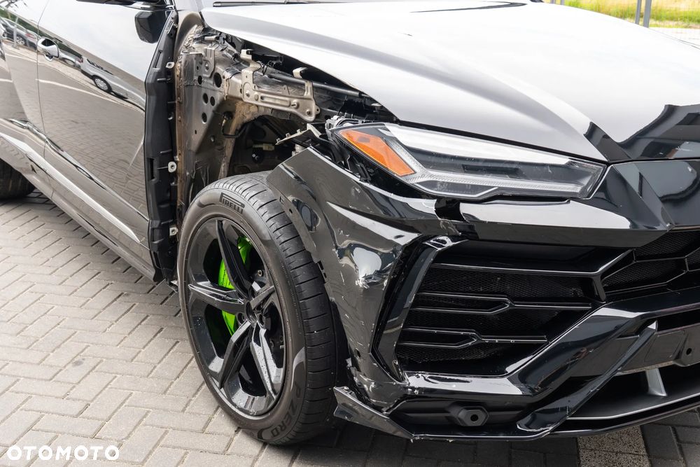 Lamborghini Urus Standard - 10