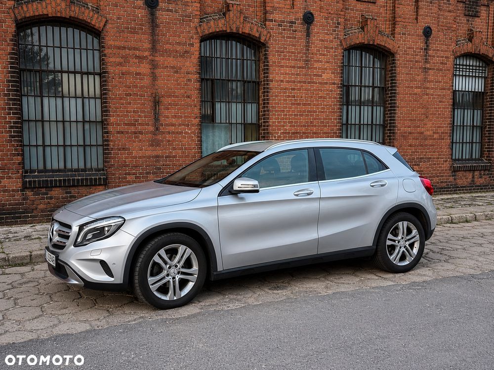 Mercedes-Benz GLA 220 CDI - 2