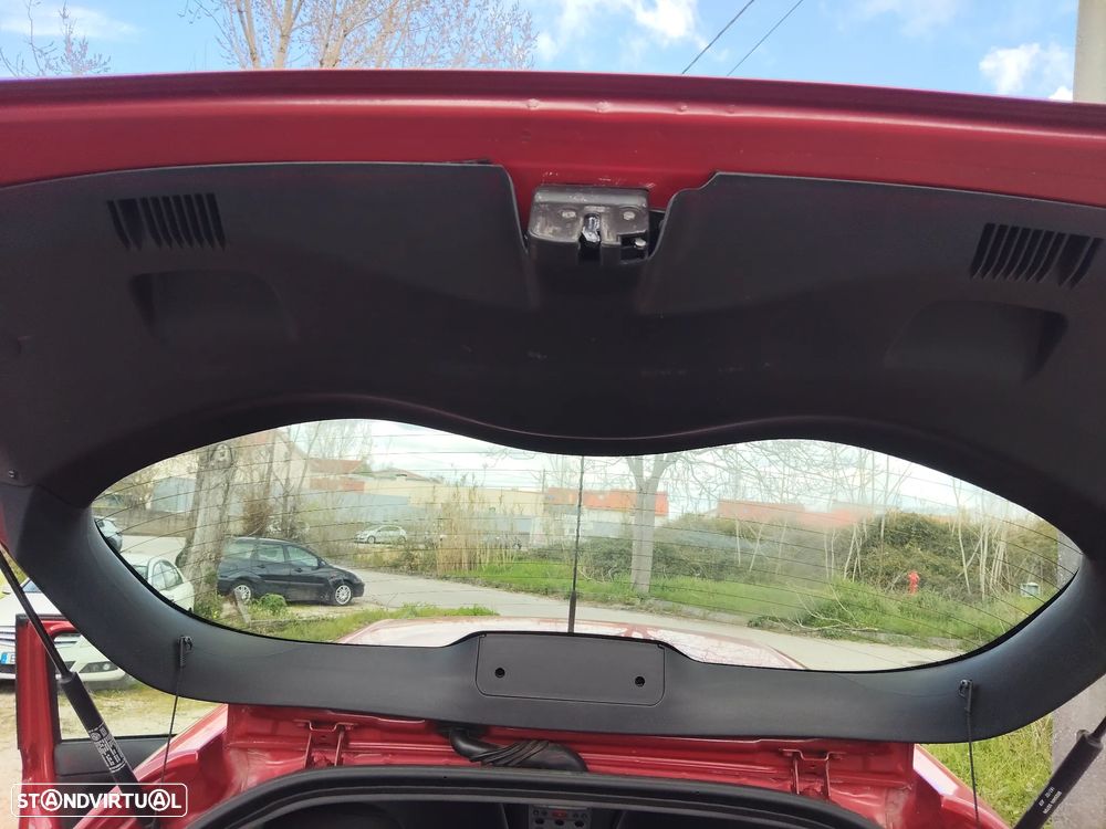 Alfa Romeo 147 1.6 TS Distinctive - 15