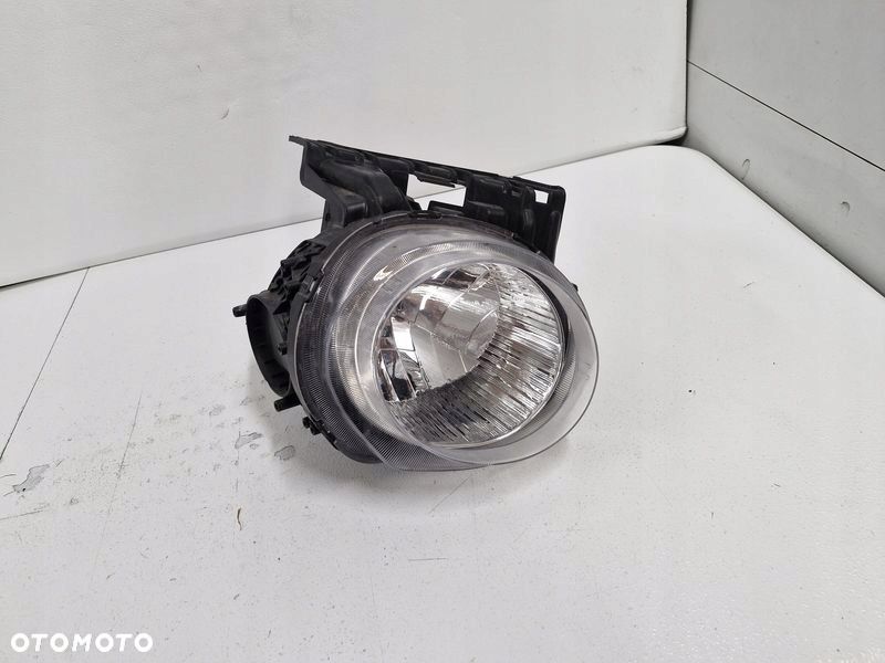 NISSAN JUKE F15 I 1 LAMPA REFLEKTOR PRAWY PRZÓD PRZEDNI EU - 1