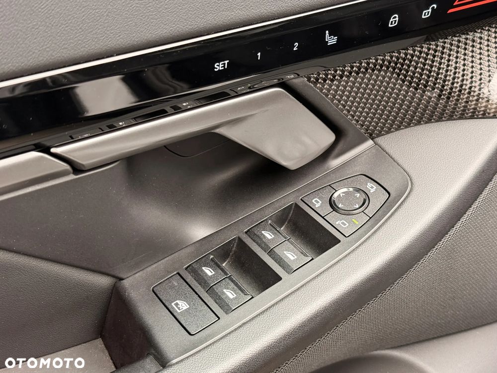 BMW Seria 5 520i - 27