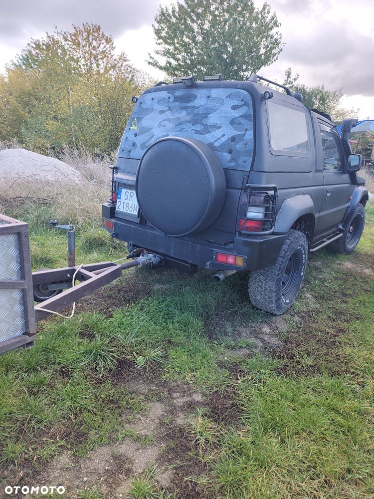Mitsubishi Pajero - 4