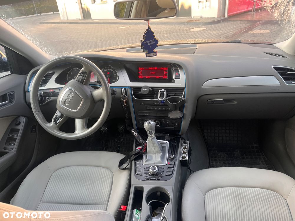 Audi A4 Limousine 2.0 TDI - 5