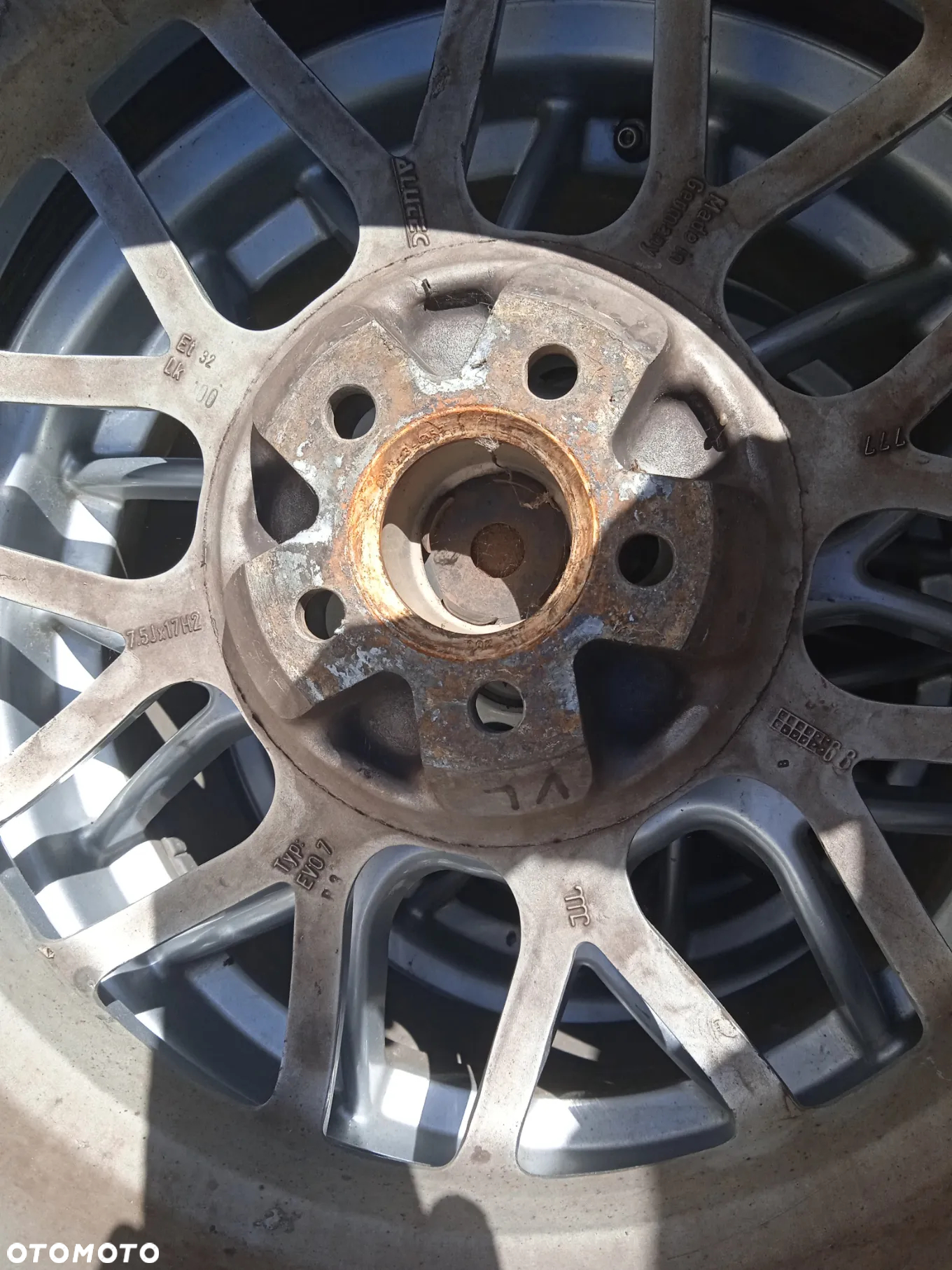 Alufelgi 17" Volvo Alutec  Et32 Evo 7 7.5Jx17H2 225/45ZR17 - 4