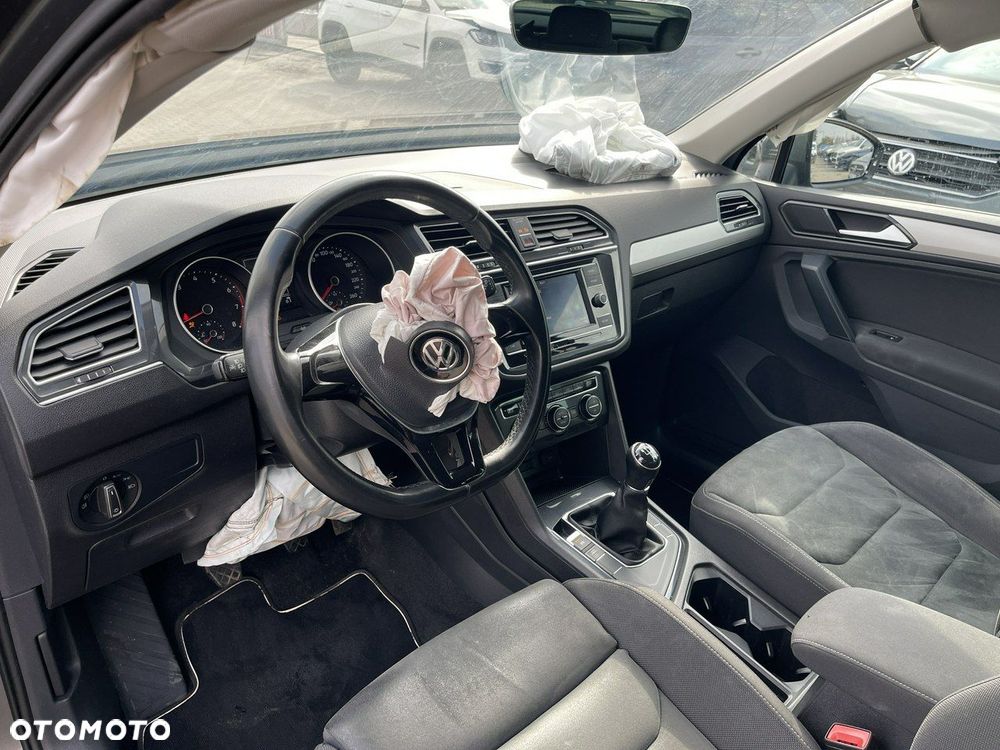 Volkswagen Tiguan 1.4 TSI BMT Comfortline - 6