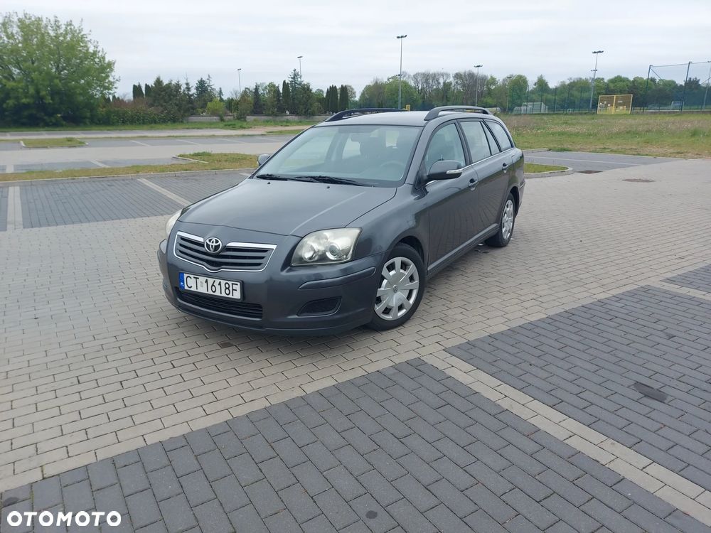 Toyota Avensis 2.0 D-4D Sol - 1