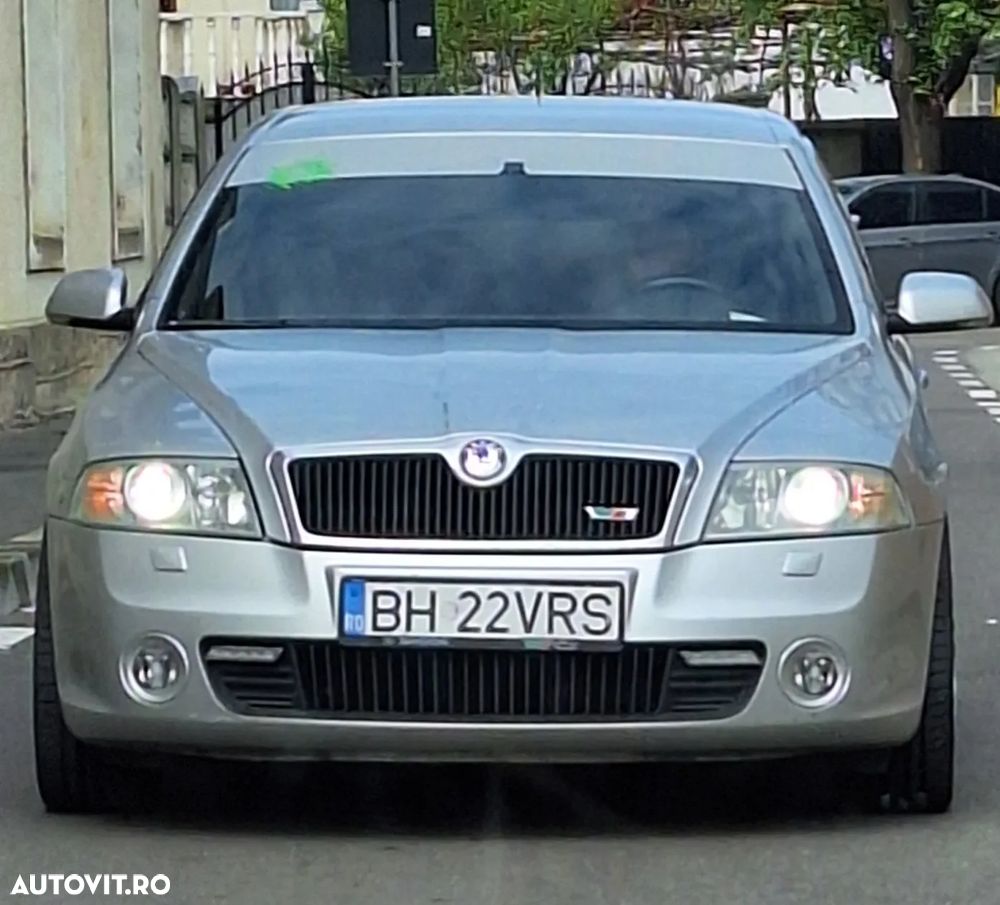 Skoda Octavia 2.0 FSI Turbo RS - 3