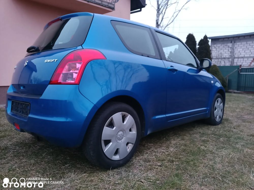 Suzuki Swift 1.3 GLX / Comfort - 10