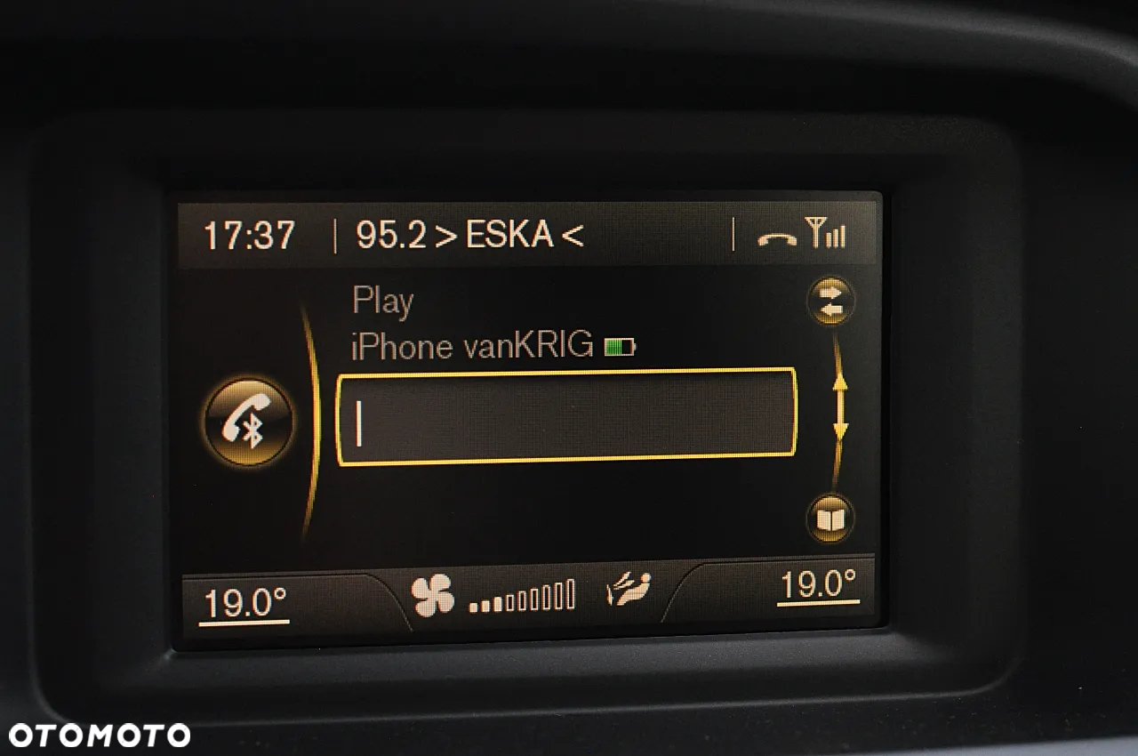 Volvo V40 D2 Momentum - 23